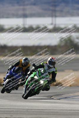 media/Nov-16-2025-Race Pace (Sun) [[8c5fa54630]]/Non Verified Riders (1st 20 Minutes)/1-Turn 14 (10am)/